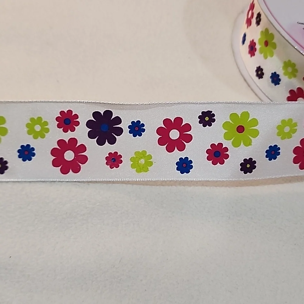 Kirkland Wire-edged Ribbon, 1-1/2